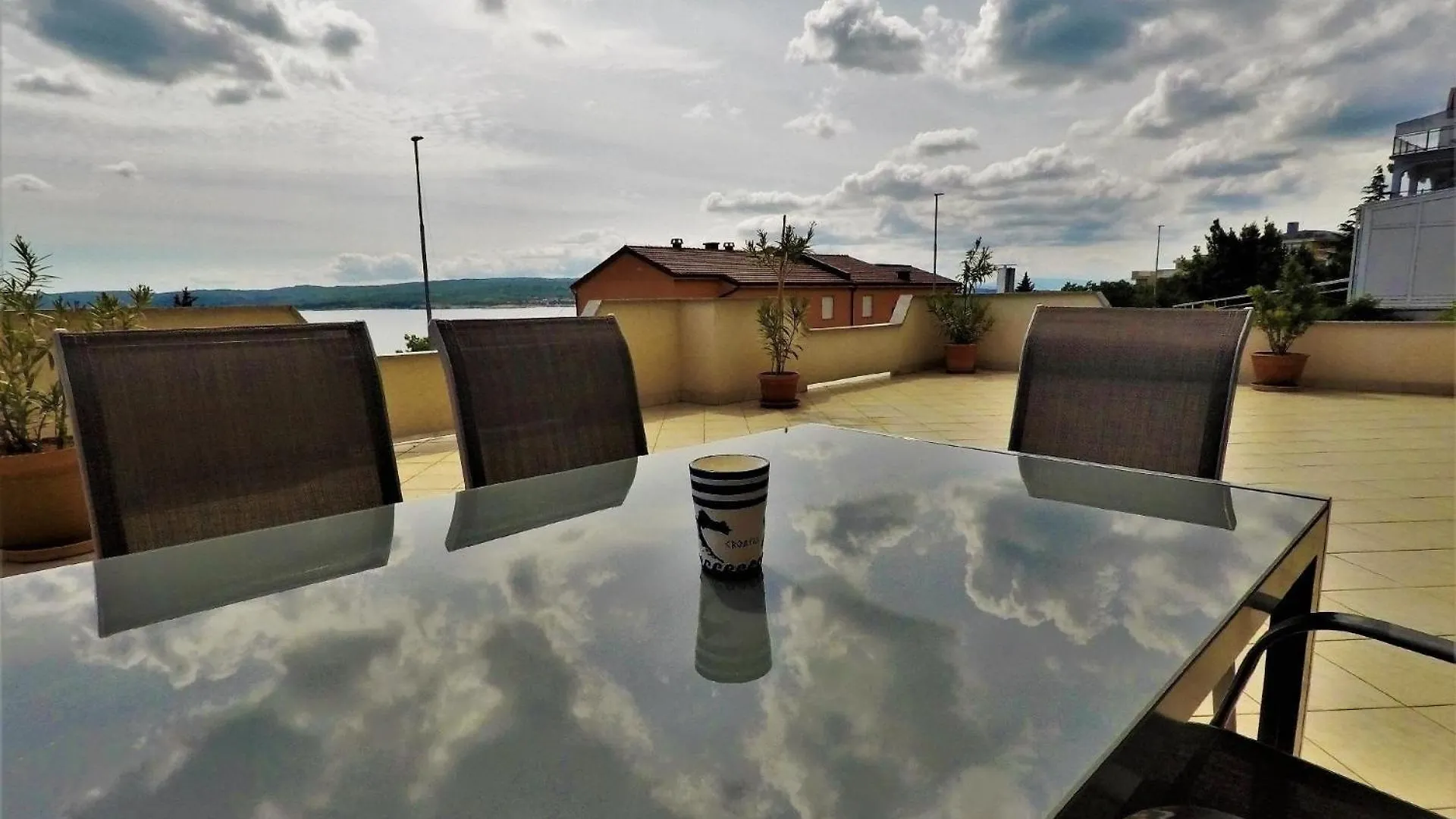 Appartement Mit Terrasse Crikvenica Apartment